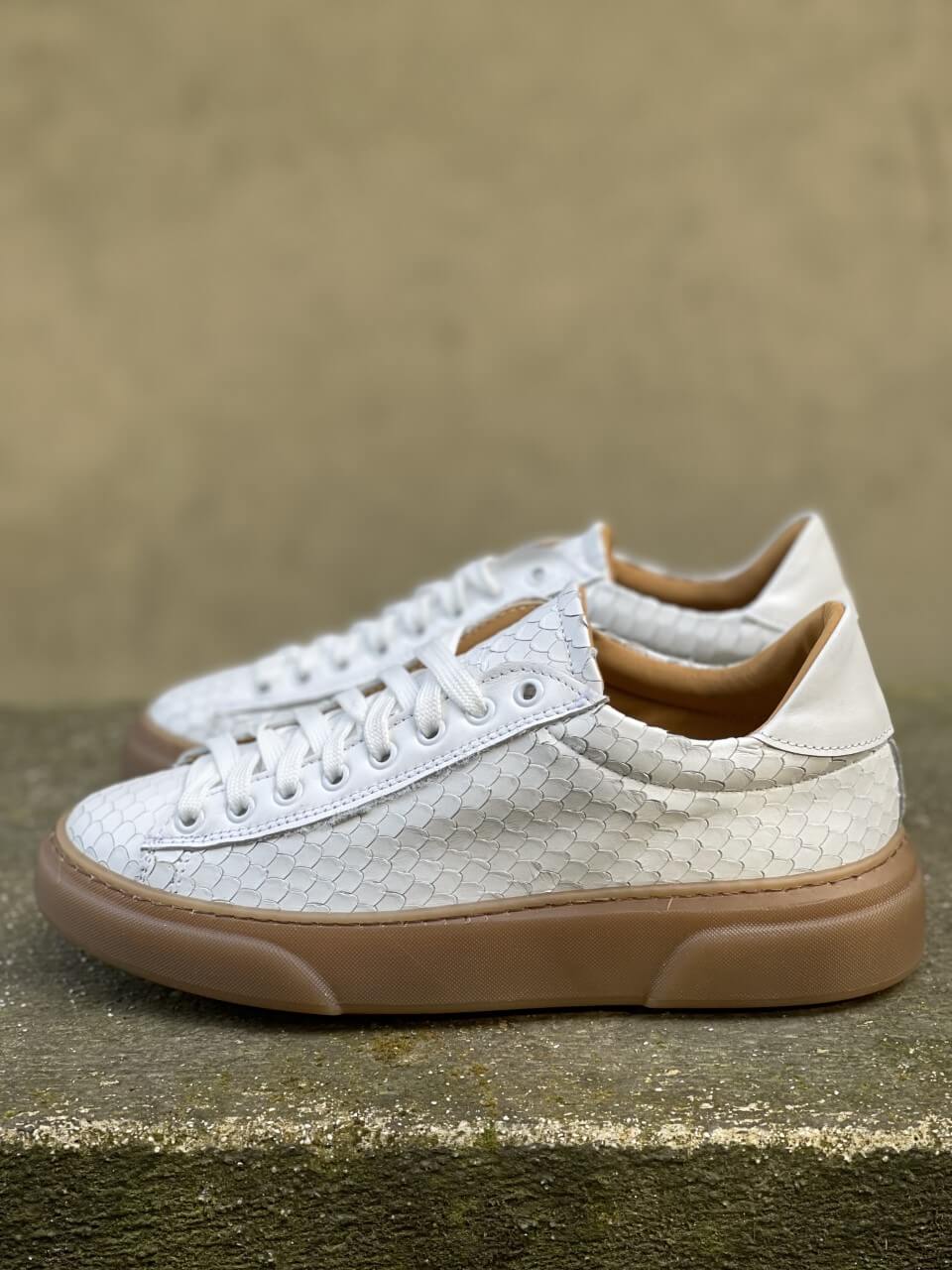 Road - Flashes-shoes